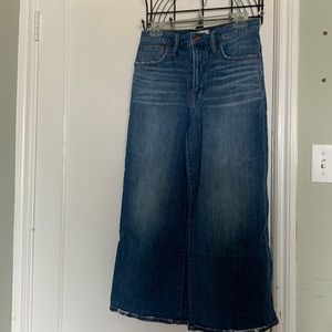 Madewell the perfect vintage wide-leg crop jean with a washed out blue c…